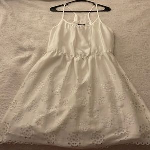 Bisou Bisou size 12 white above knee dress